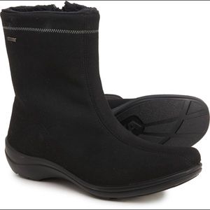 Romika Black Waterproof Cassie 61 Ankle Booties 38
